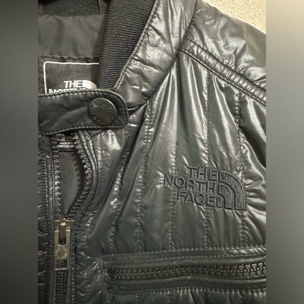 The North Face Black Jacket size M women's. - Picture 3 of 8